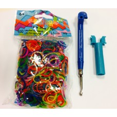 Rainbow Loom® Permatomos įvairių spalvų gumytės + metalinis mėlynas vąšelis 